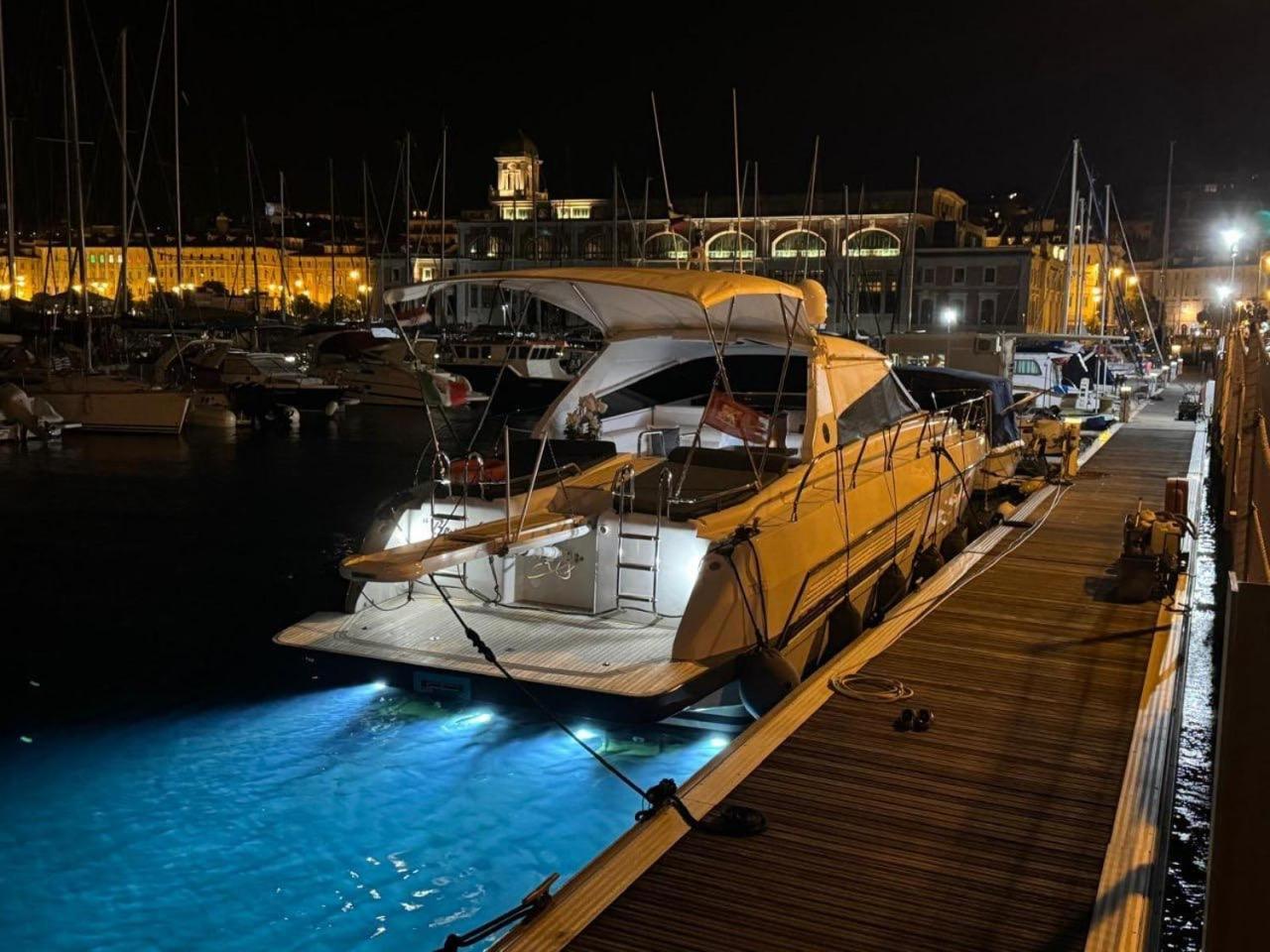 Botel Motor Yacht Raffaelli Bonita *