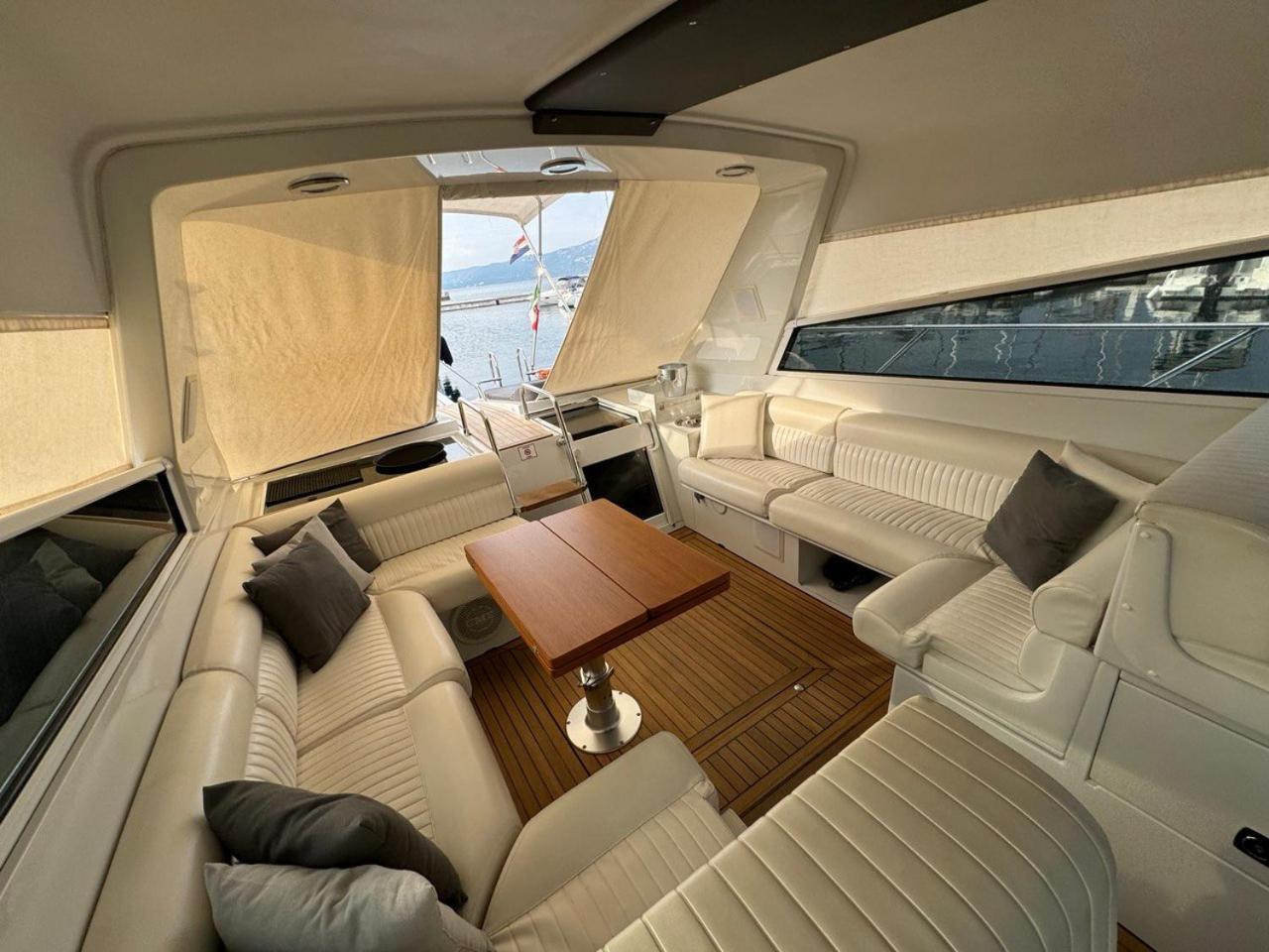Motor Yacht Raffaelli Bonita Botel Triest