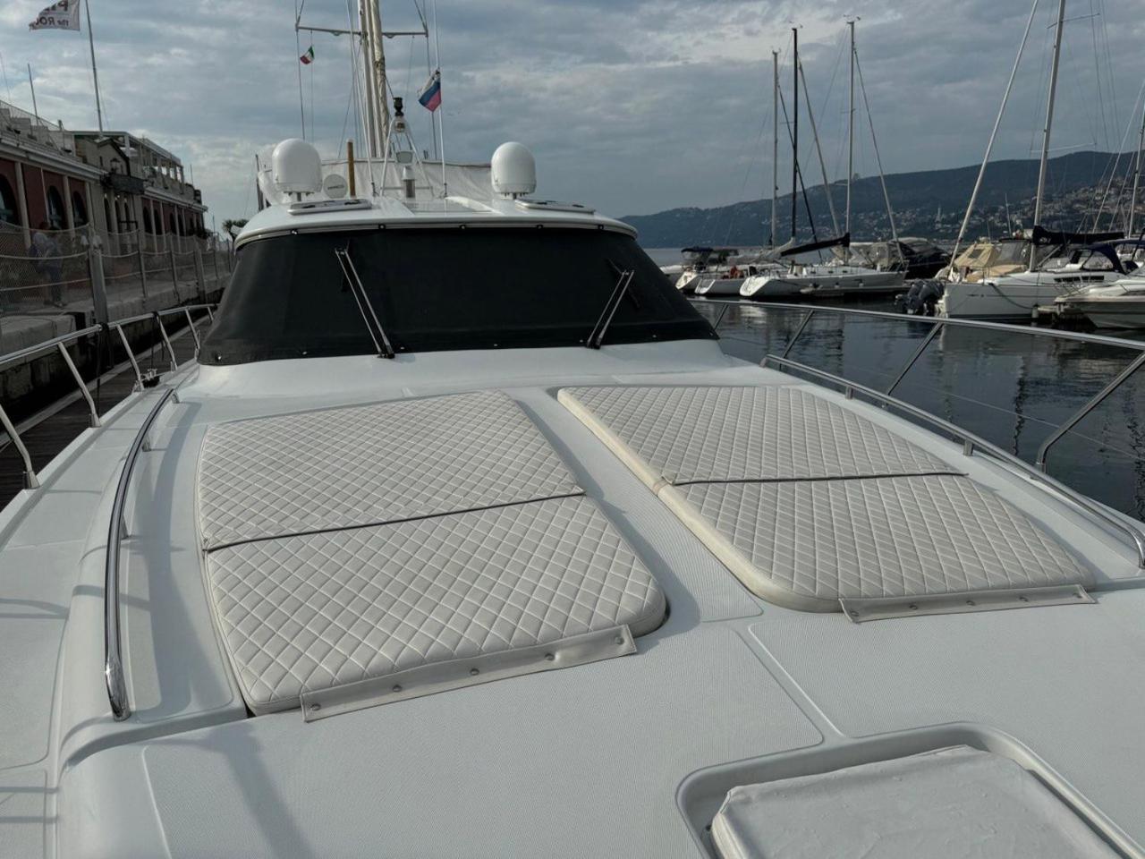 Motor Yacht Raffaelli Bonita Botel